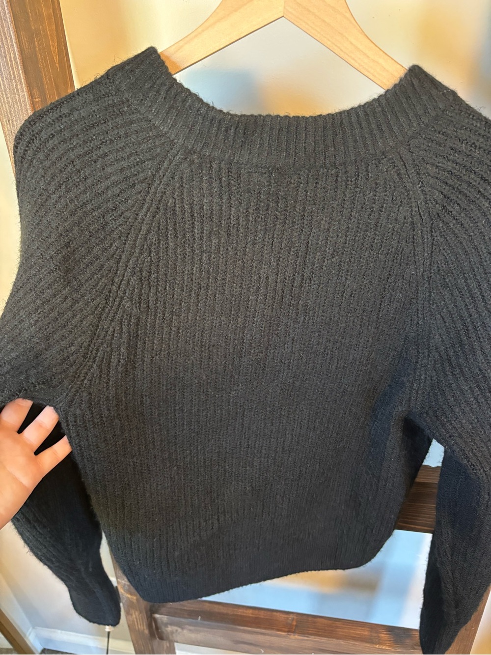 GAP Black Ribbed Button-Front Cardigan - Picture 3 of 7